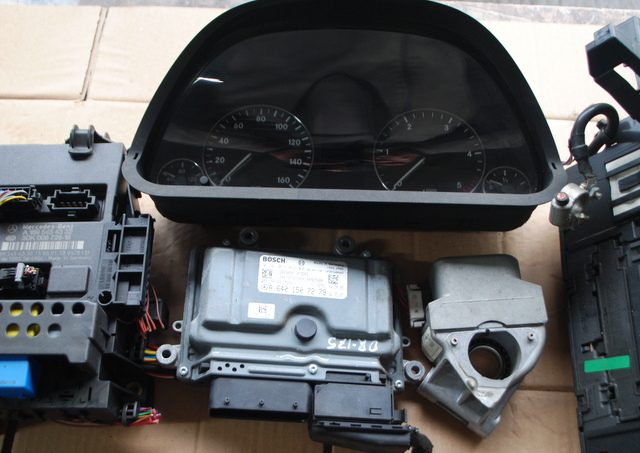 2008 MERCEDES A B CLASS W245 2.0 CDI ENGINE ECU KIT AUTOMATIC GEARBOX 0281013022