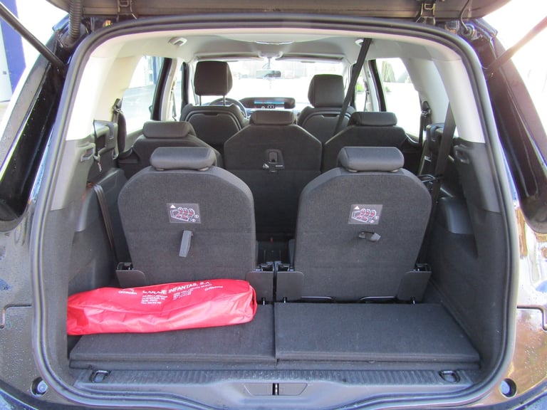 LEFT HAND DRIVE 2021 CITROEN GRAND C4 SPACETOURER  1.2 PURE TECH 7 SEATER 5DR 