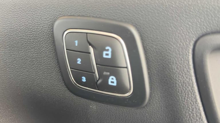 2025 Ford Kuga 2.5 PHEV ST-Line X Black Package 5dr CVT SUV Plug-In Hy Automatic