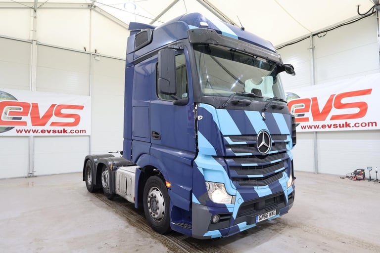 image for 2018 (68 PLATE) Mercedes Benz ACTROS 2545 6x2 Euro 6 Tractor Units