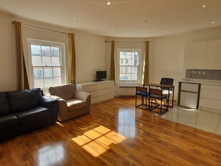 image for Modern Studio Flat - 9-day sublet end of November