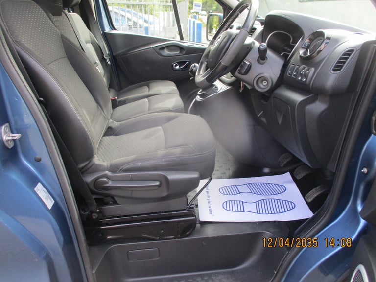 2015 Vauxhall Vivaro 2900 1.6CDTI BiTurbo 120PS ecoFLEX Sportive L2 H1 Van PANEL VAN Diesel Manual
