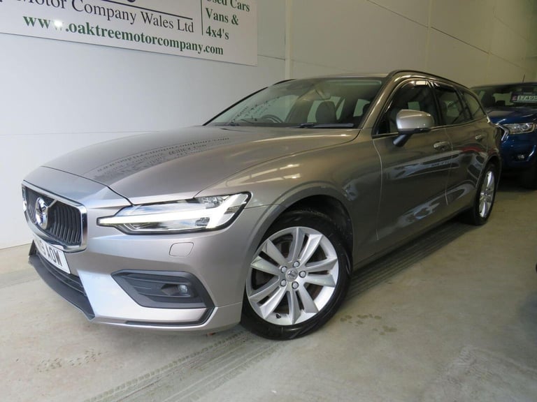 VOLVO V60 2.0 D4 Momentum Pro Auto Euro 6 (s/s) 5dr Grey Auto Diesel 2019
