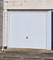 image for Lockup Garage/ Dry Storage to rent