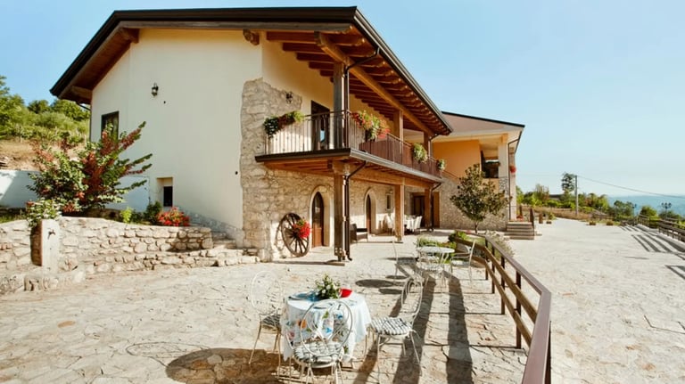 Spread the balance over 15 years - Country house in Campania Italy
