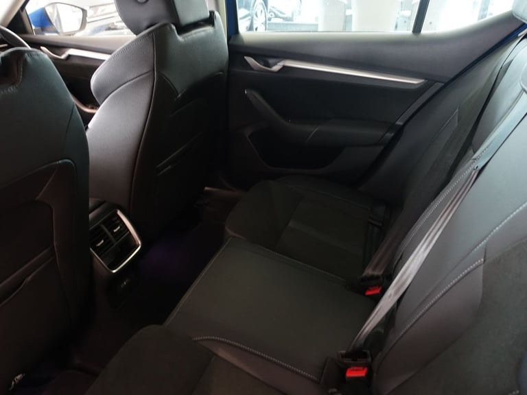 2025 Skoda Octavia 1.5 TSI ACT SE L Hatchback 5dr Petrol Manual Euro 6 (s/s) (150 ps) Hatchback P...