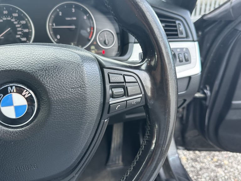 BMW 5 SERIES 2.0 520d M Sport Saloon 2011