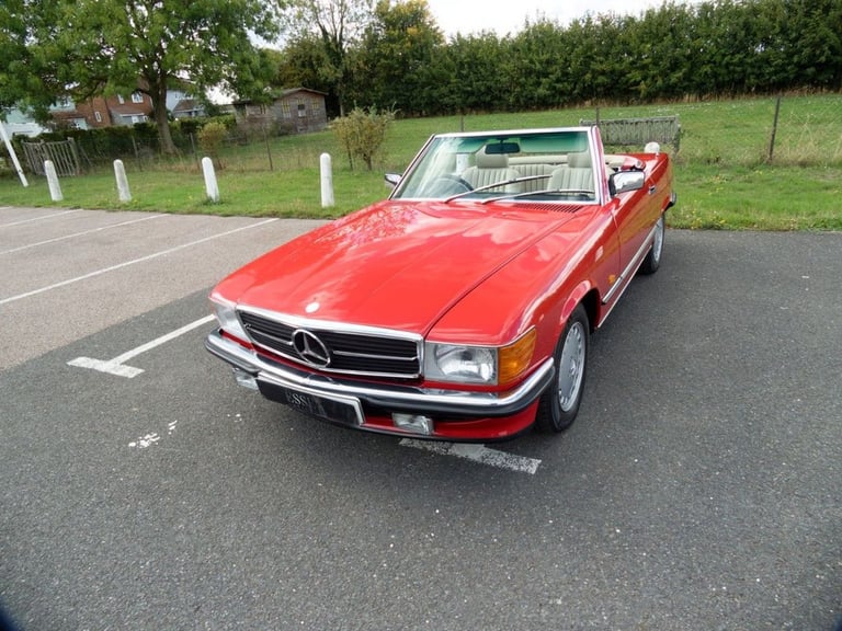 1988 Mercedes-Benz SL 3l 2d  AUTO  188 BHP Convertible Petrol Automatic