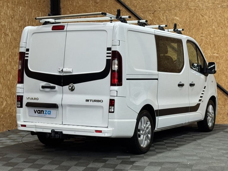 2016 Vauxhall Vivaro 1.6 CDTi 2900 BiTurbo ecoFLEX Sportive Crew Van Double Cab 5dr Diesel Manua ...