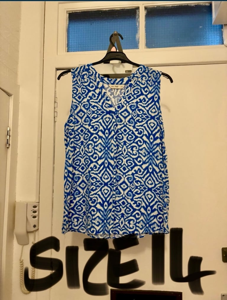 Women’s Clothing Size 14