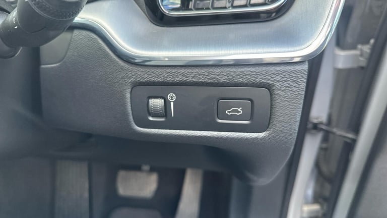 2021 Volvo XC60 2.0 B4D Momentum 5dr AWD Geartronic ESTATE DIESEL Automatic