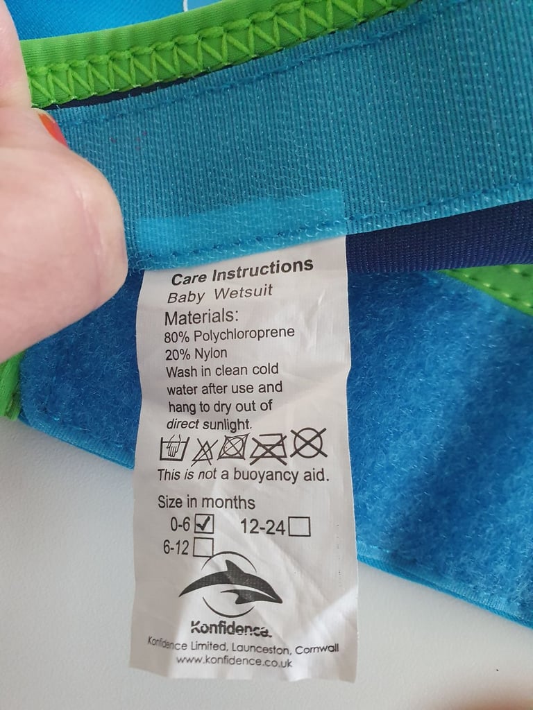 Baby swimming jacket.Age 0 to 6 months.