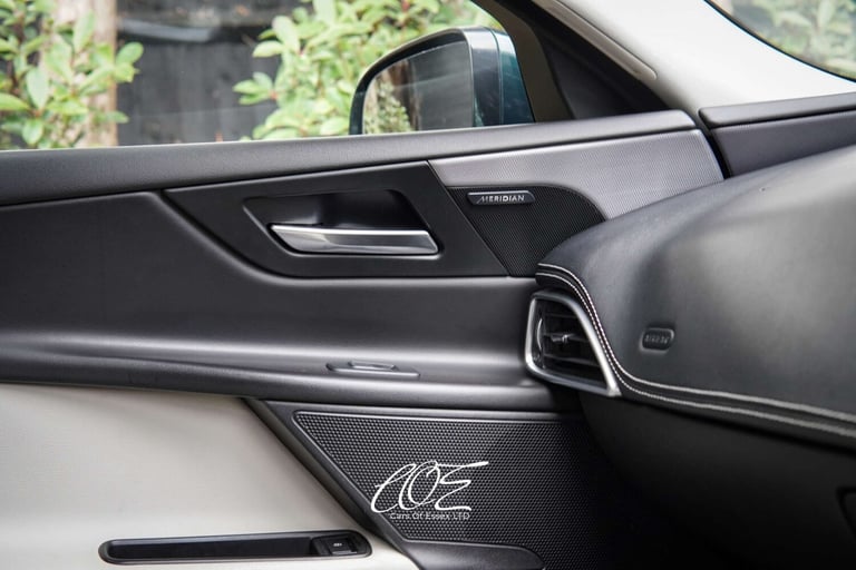 2016 Jaguar XE 2.0 XE R-Sport i Auto 4dr Saloon Petrol Automatic