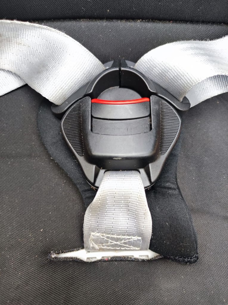 Britax Römer ADVANSAFIX III SICT Group 1-2-3 (9-36kg) Car Seat -£30