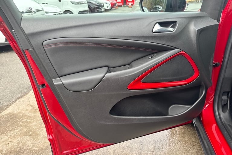 2023 Vauxhall Crossland 99594 Hatchback Petrol Automatic