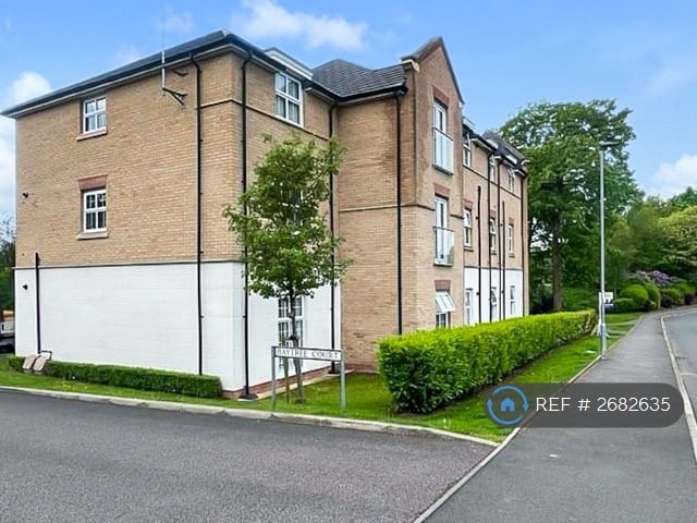 2 bedroom flat in Baytree Court, Prestwich, Manchester, M25 (2 bed) (#2682635)