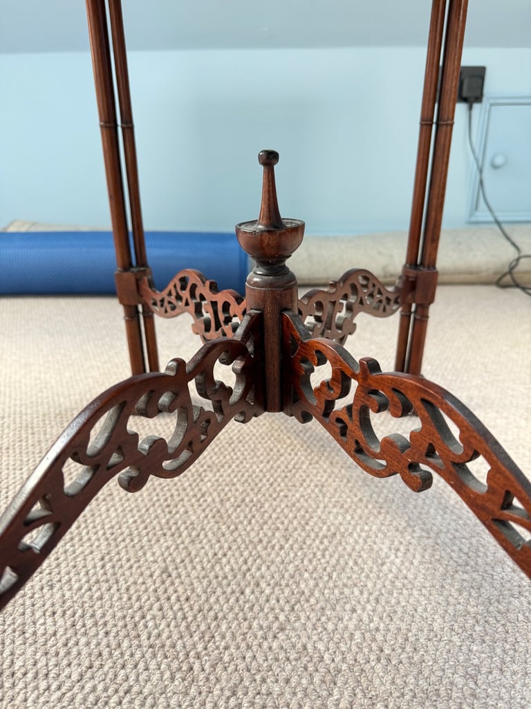 Chippendale Mahogany Open Fretwork Side Table