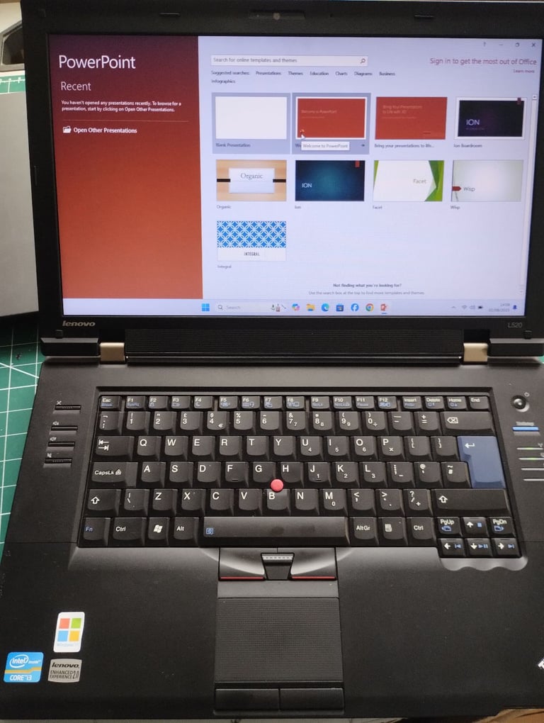 Lenovo Laptop. Windows 11, FULL MS OFFICE, 8GB RAM, 128GB SSD,DVD, Delivery.  Big screen