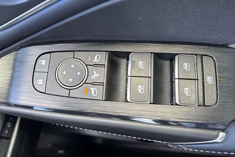 2022 Nissan Qashqai 1.5 E-Power Tekna 5dr Auto Hatchback Hybrid Automatic