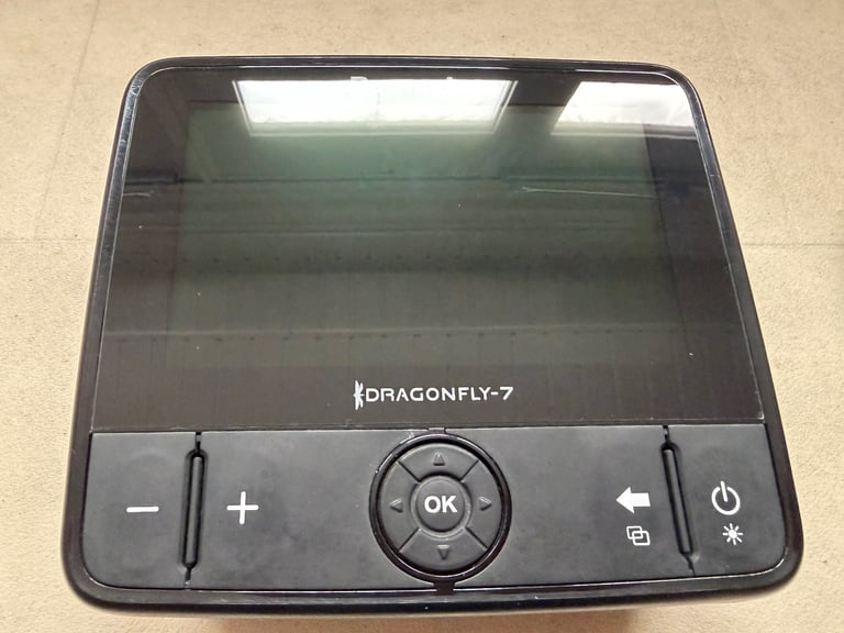 Raymarine, Dragonfly Pro 7, fish finder + 2 x transducers, + Berley Pro transducer mount