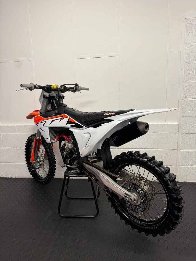 2023 KTM SXF 250 1 owner from new Motocross bike with warranty 
