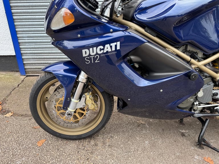 Ducati ST 2