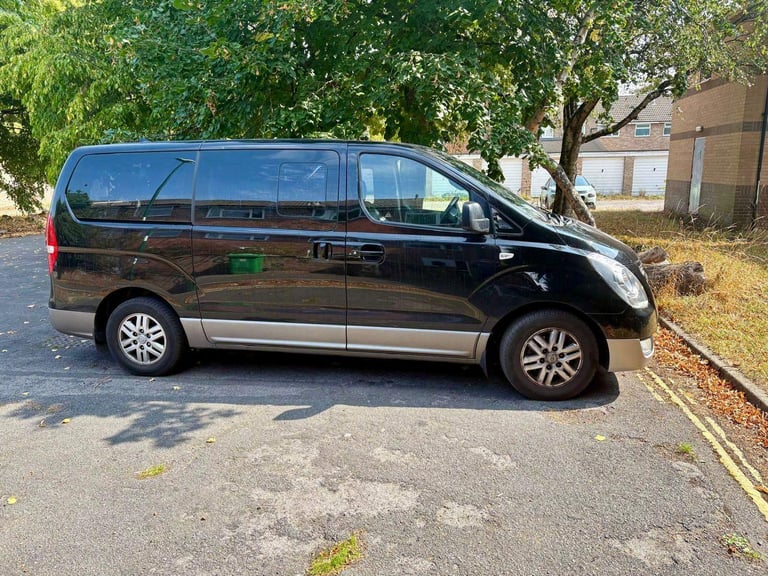 Hyundai, I800, MPV, 2018, Manual, 2497 (cc), 5 doors