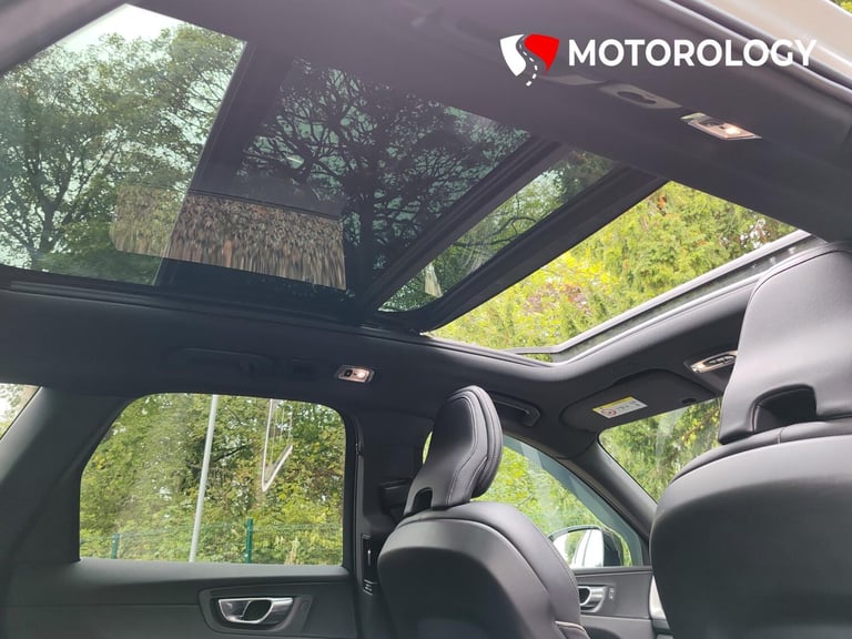 2020 Volvo XC60 2.0 B4 MHEV R-Design SUV 5dr Diesel Hybrid Auto AWD Euro 6 (s/s) (197 ps) SUV Hyb...