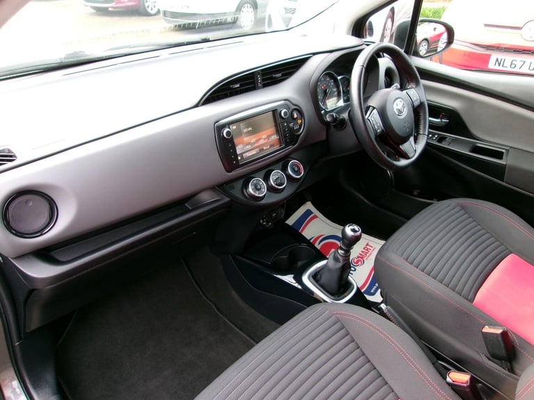 2015 Toyota Yaris 1.33 VVT-i Sport 5dr HATCHBACK PETROL Manual