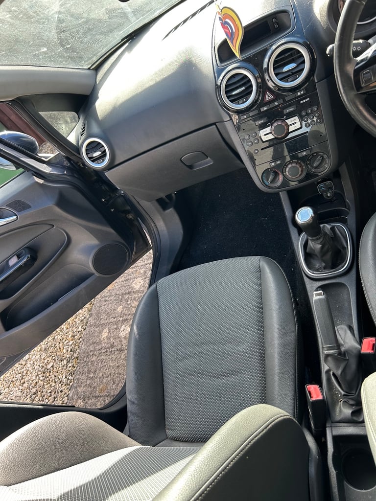 Vauxhall, CORSA, Hatchback, 2010, Manual, 1398 (cc),5 doors - Image 10