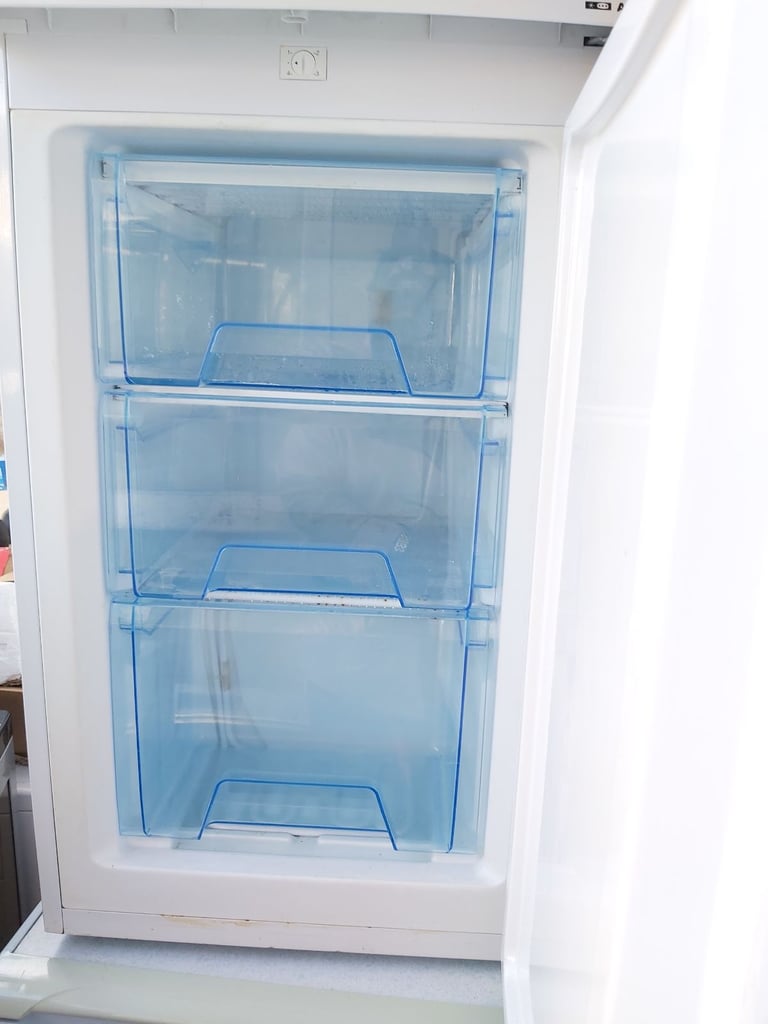 image for LEC under counter freezer excellent condition free delivery 