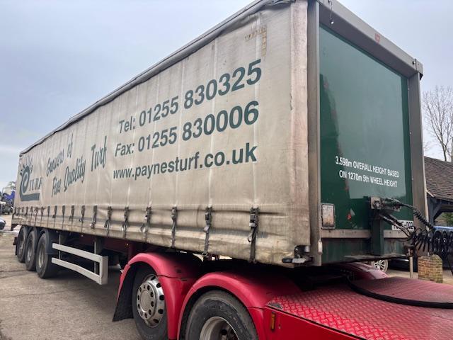 SDC Tri-alxe tautliner