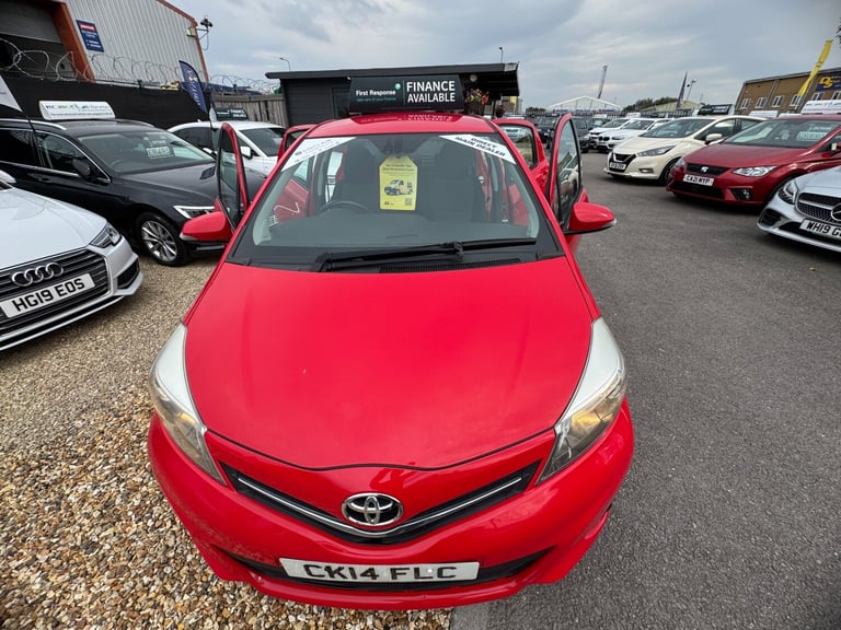 2014 Toyota Yaris 1.33 VVT-i Icon+ 5dr HATCHBACK Petrol Manual