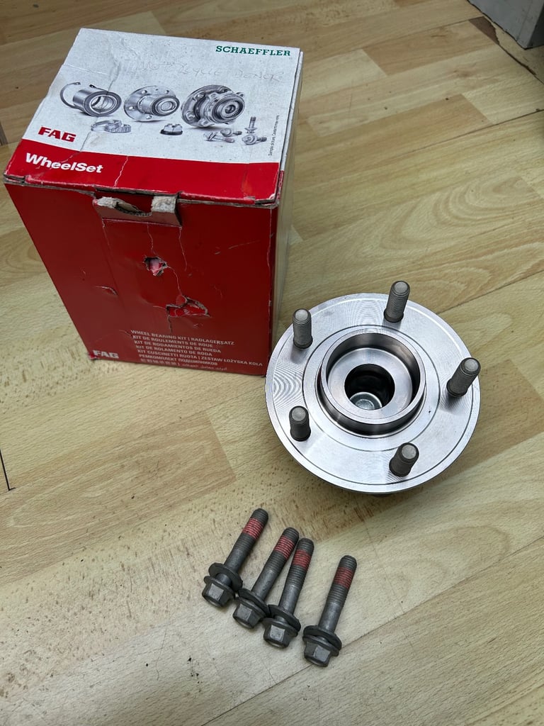 Ford Mondeo mk5 rear wheel bearing 