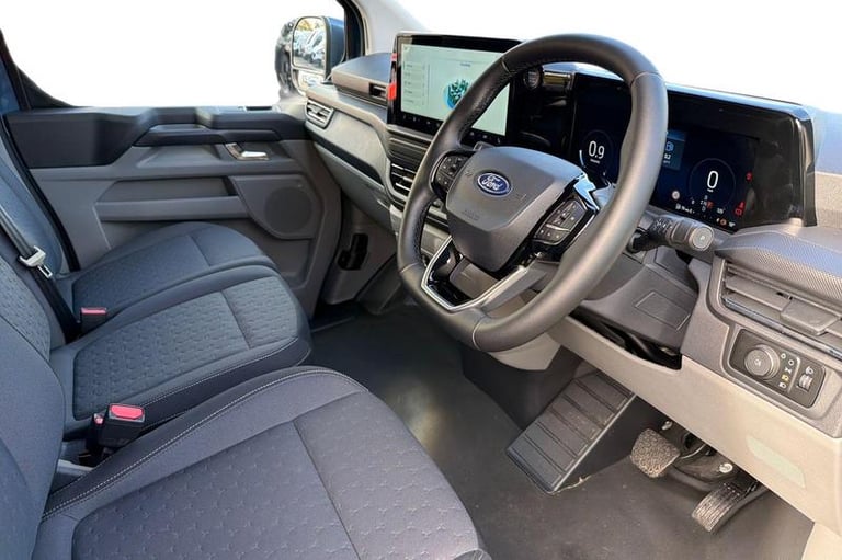 2025 Ford Transit Custom 2.0 EcoBlue 136ps H1 Van Limited Auto PANEL VAN DIESEL Automatic