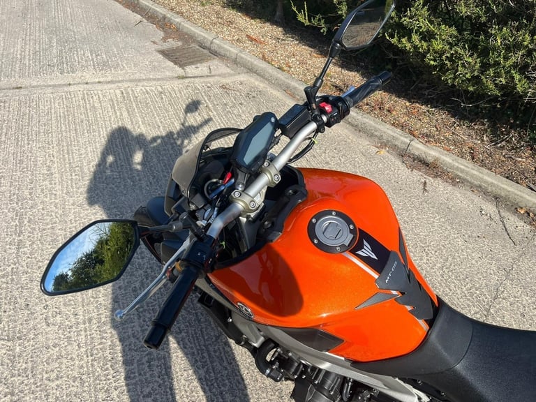 2015 15 YAMAHA MT-09 NAKED MT09 900 TRIPLE 12k MILES MT 09 900