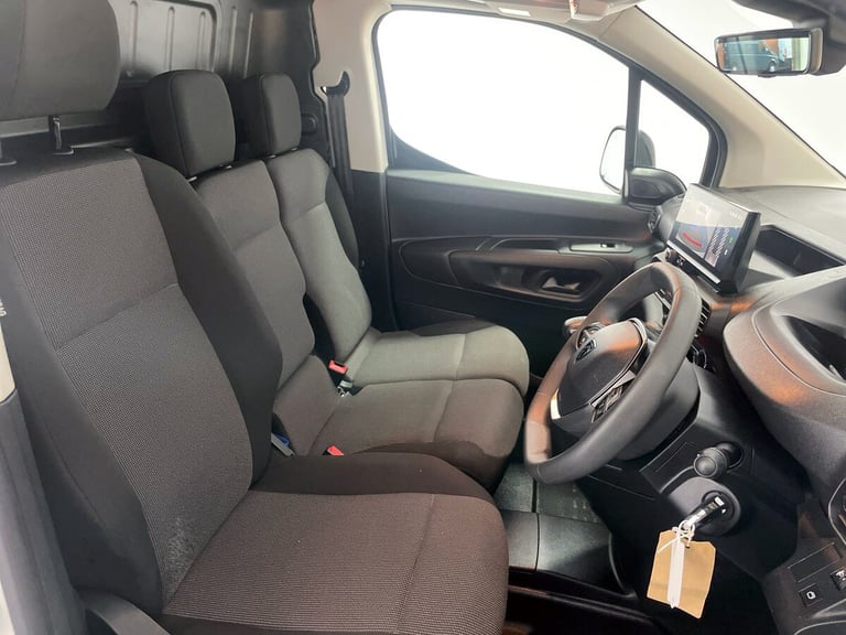 2024 Peugeot Partner 1.5 BlueHDi 100 Asphalt Van PANEL VAN DIESEL Manual