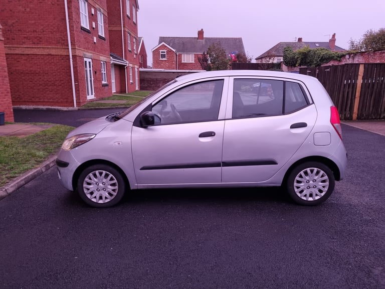 Hyundai, I10, Hatchback, 2010, Manual, 1248 (cc), 5 doors