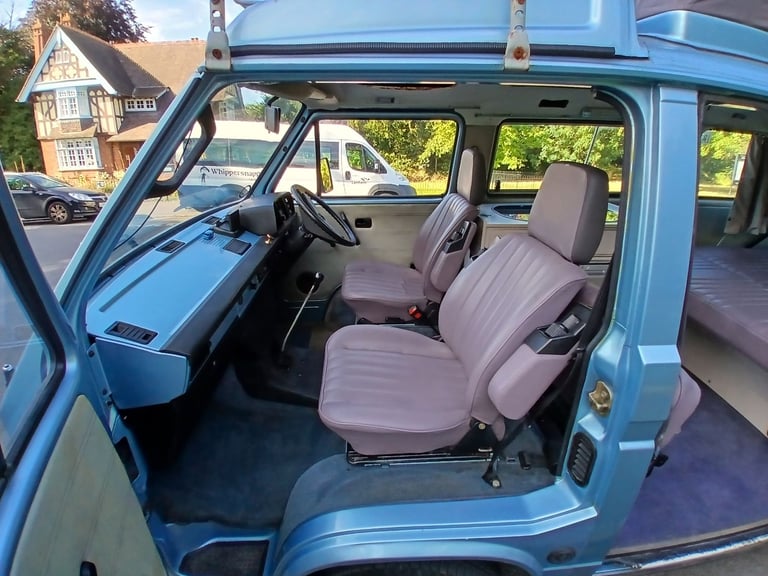 Volkswagen T25 Camper Van Petrol/LPG Excellent specification and condition. No rust!