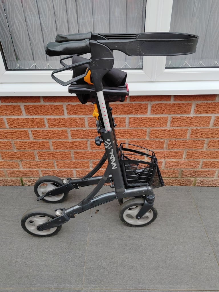 image for ROLLATOR/WALKER