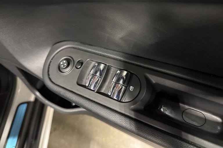 2023 MINI Countryman 1.5 Cooper Classic SUV 5dr Petrol Steptronic Euro 6 (s/s) (136 ps) Automati ...