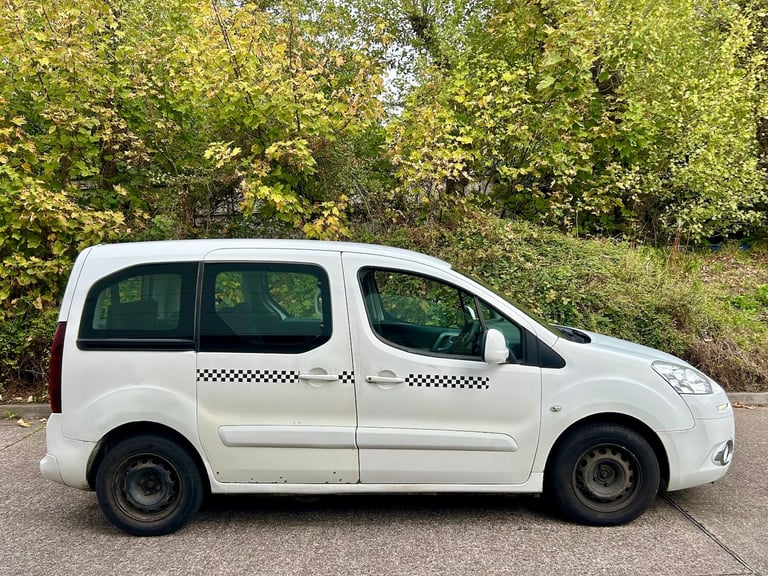 2015 Peugeot Partner Tepee 1.6 e-HDi 92 S 5dr EGC MPV Diesel Automatic