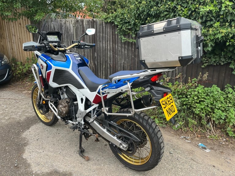 HONDA CRF1100 AFRICA TWIN ADVENTURE SPORT, 2020(69), 2 OWNERS, 28,679 MILES, FSH
