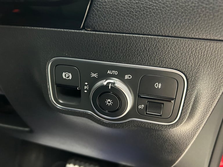 2019 Mercedes-Benz B Class 1.3 B180 AMG Line (Executive) 7G-DCT Euro 6 (s/s) 5dr MPV Petrol Autom...