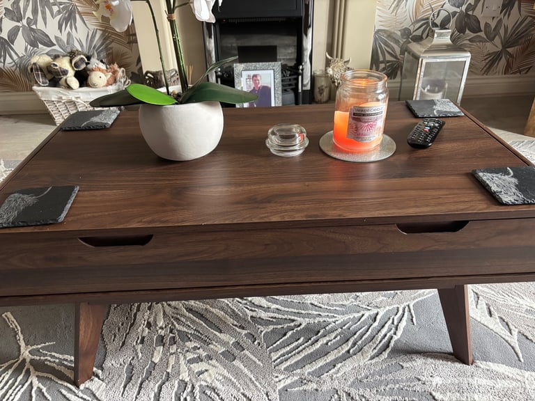 Retro style Coffee table 