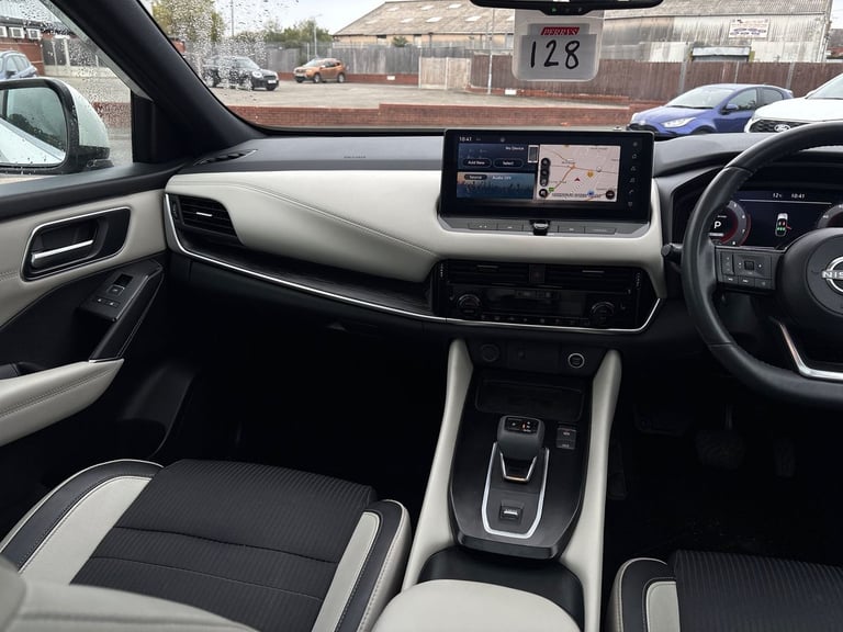 2022 Nissan Qashqai 1.3 DiG-T MH 158 Tekna 5dr Xtronic SUV PETROL Automatic
