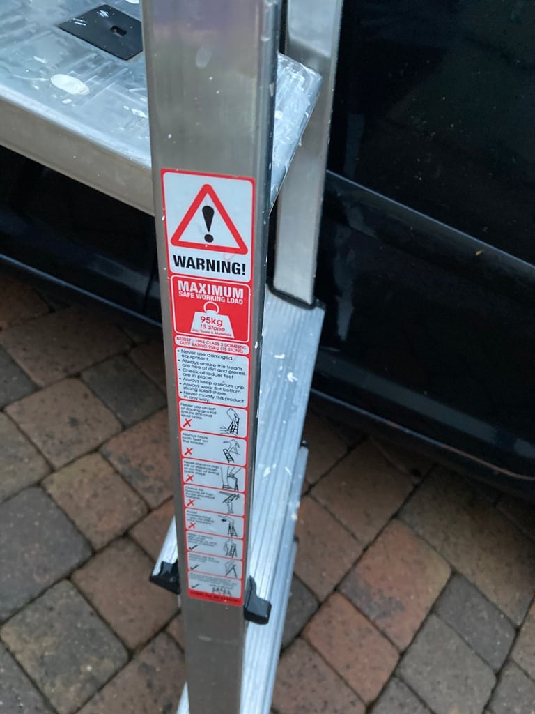 4 Tread step ladder 