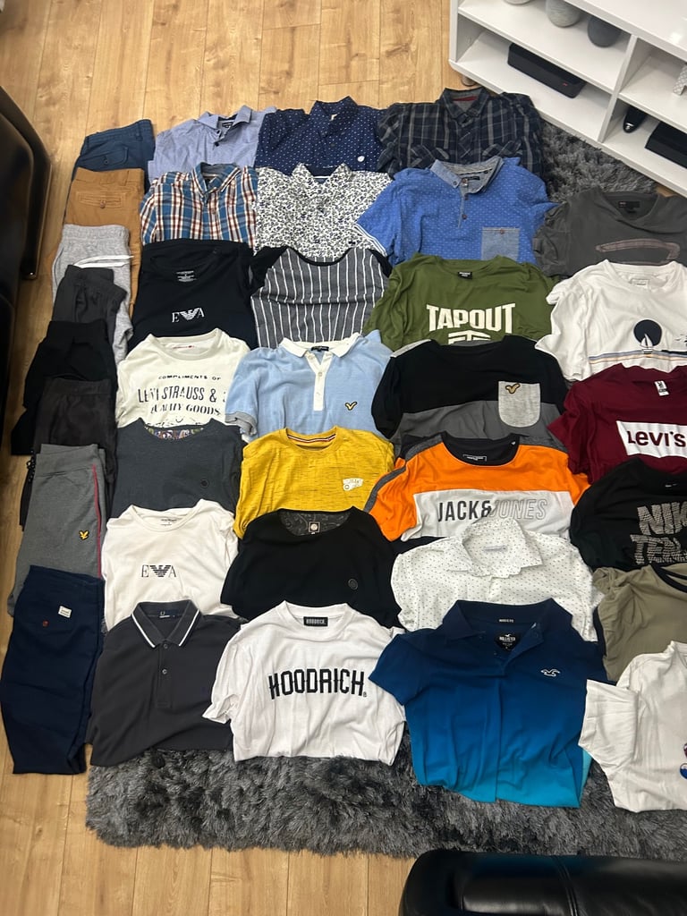 image for Men’s clothing bundle 