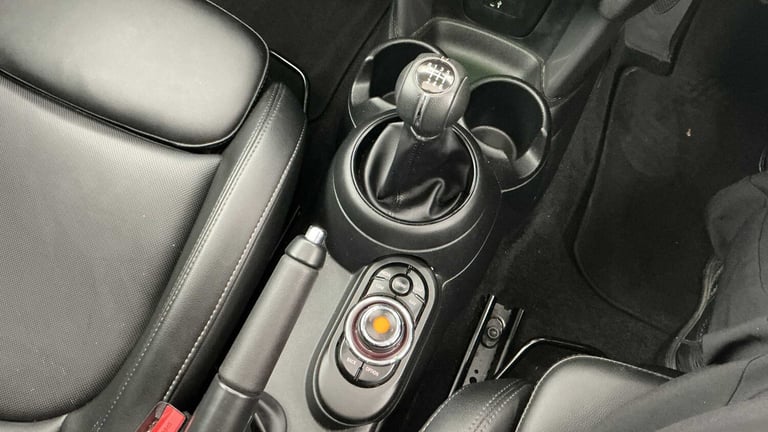 2019 MINI Hatch 1.5 Cooper Classic II 5dr HATCHBACK PETROL Manual