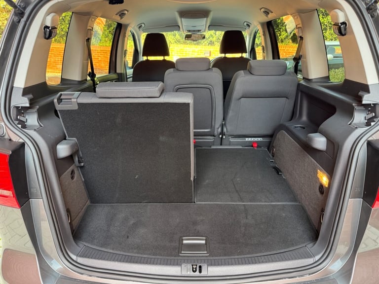 2012 Volkswagen Touran SPORT TDI BLUEMOTION TECH 7 SEATER MPV Diesel Manual